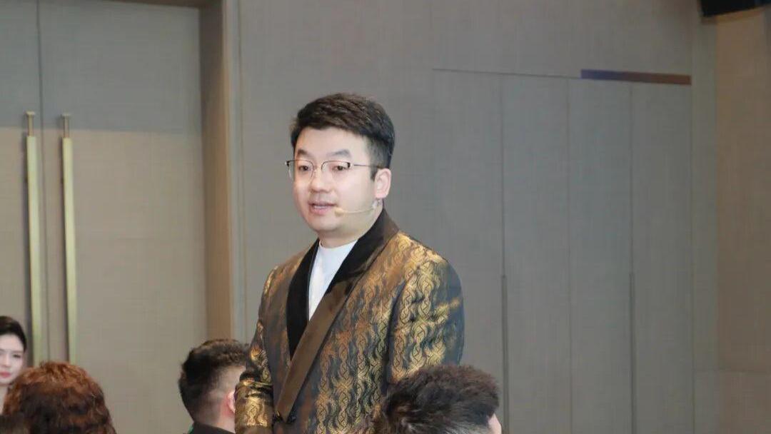 为什么你一开口，客户就失去兴趣