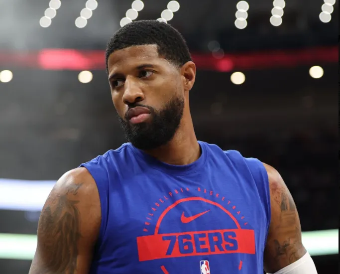 NBA常规赛，活塞116-93战胜76人。

本场比赛，76人球员保罗-乔治出战