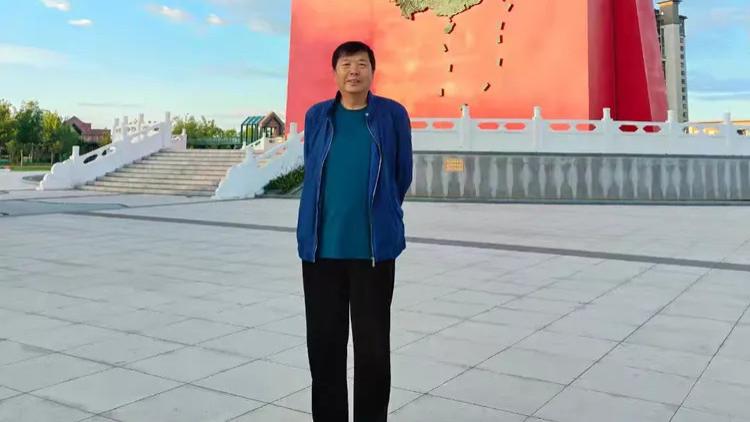 五一特刊｜颂扬时代艺坛标杆人物——曹春龙