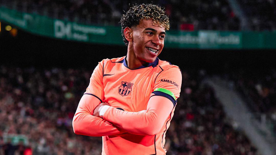 随着拜仁6-1狂胜+利物浦0-1爆冷！欧冠1/8决赛首回合：巴萨1-1纽卡，马竞5-2热刺