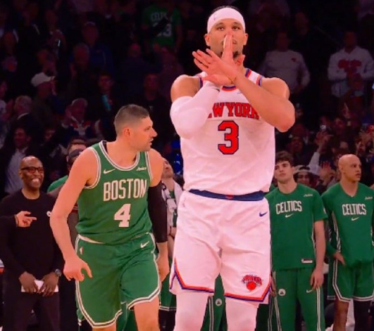 难得有一场好比赛，哈特最后一分钟两粒三分击退凯尔特人。我还是认为凯尔特人是东部最