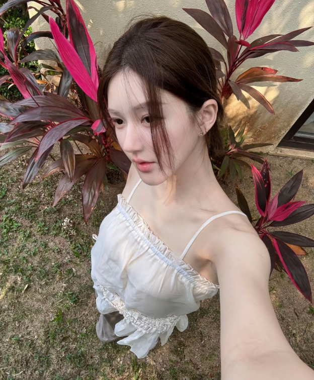 露思黑发真的国泰民安的！