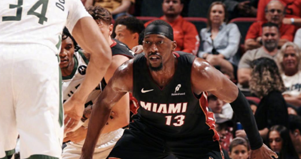 3月13日，NBA常规赛继续开打，热火坐镇主场迎战雄鹿。最终经过四节较量，热火1