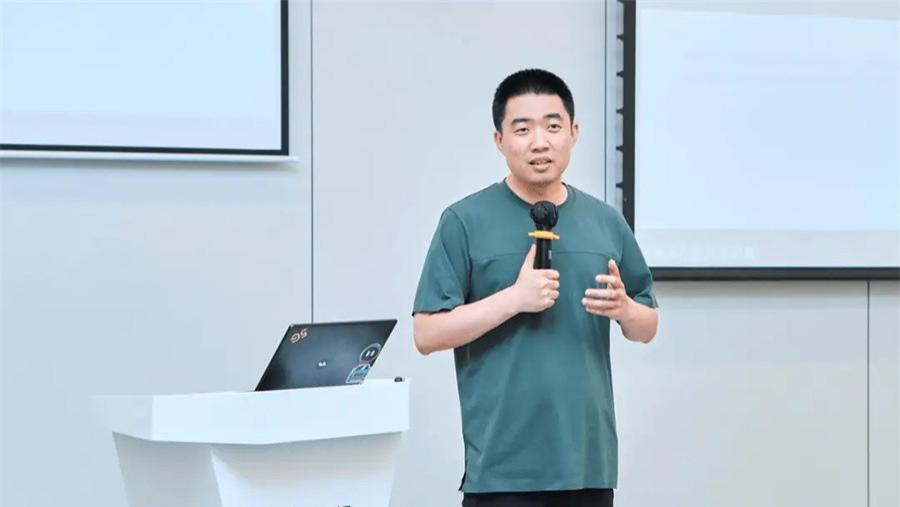 李想开骂，难道是怕黑水军吗？天真！