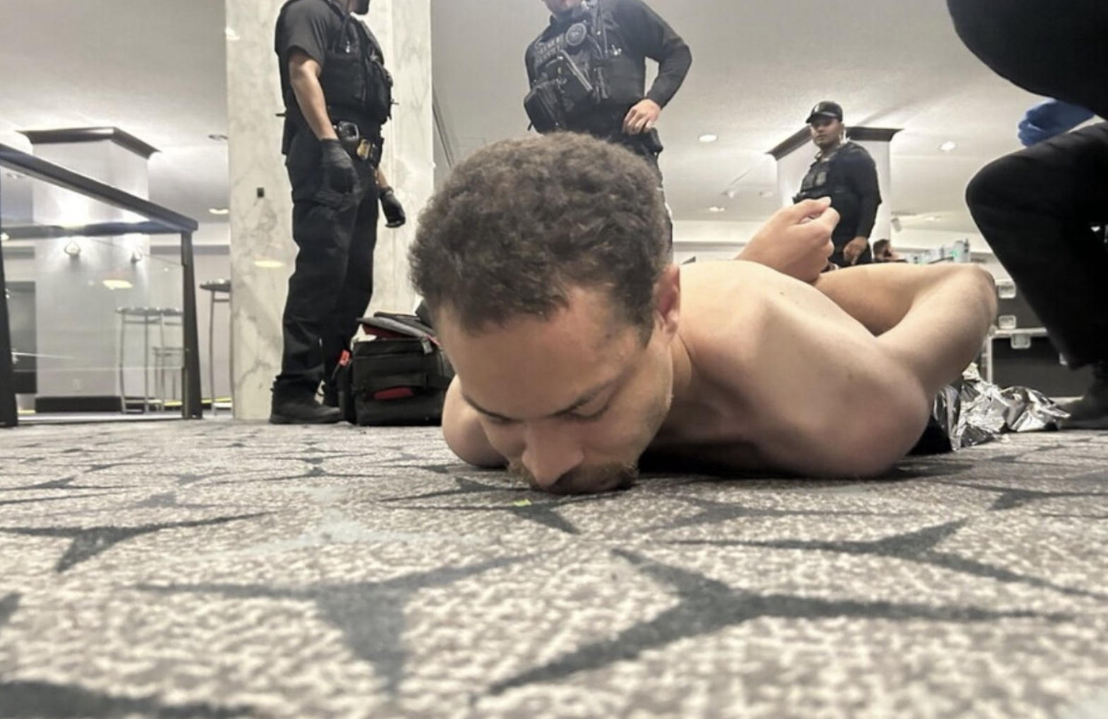 枪手照片曝光