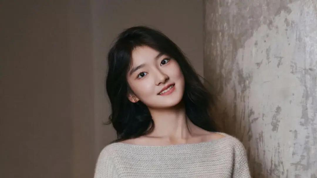 身高与演技齐飞：王圣迪成熟转型引热议