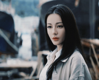 我被光所诱惑而你就是那束光