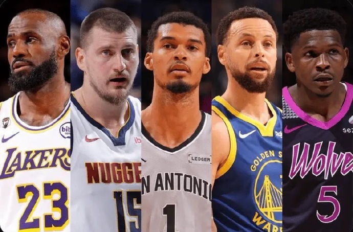 关于NBA的65场常规赛规则可不是摆设！约基奇再缺席一场即无缘奖项；布克还有3场