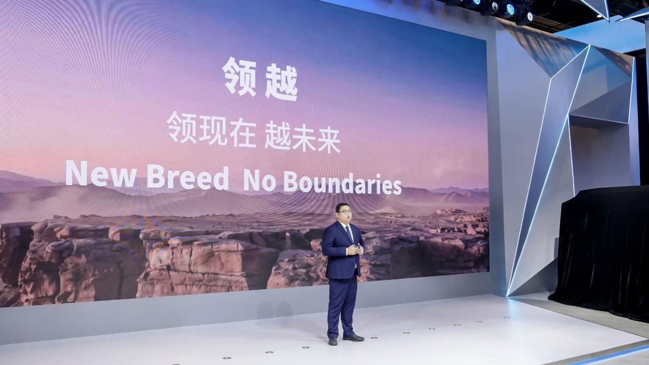 亮相即秀新概念，MONTX领越“全域跨界”先锋车双星齐发