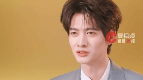 ​甘望星自曝因牙丑被嘲笑！整牙耗时数年还枉拔5颗牙