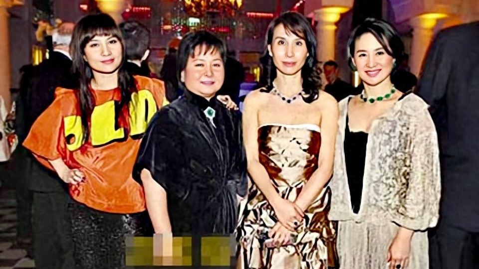 赌王二房女儿何超蕸过世，三房集体沉默，四房儿子何猷君哀悼