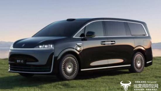 华为宣布智界 V9 于今天正式上市  是鸿蒙智行首款 MPV 车型