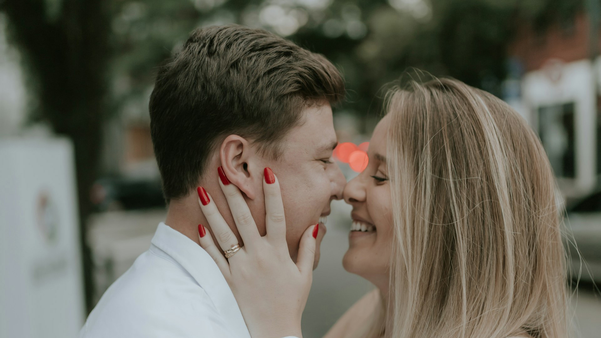 性治疗师笔记：男人的亲密焦虑，往往来自太爱你