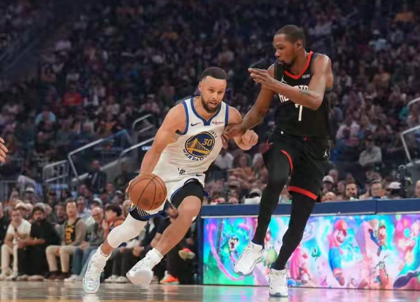 友好跨区，火箭打的真不错

库里复出之前基本没看过勇士的比赛，也好久没认真看火箭