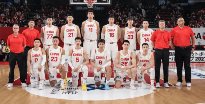 男篮世预赛，中国男篮对阵中国台北男篮的比赛.
中国男篮本场首发：赵睿、贺希宁、朱