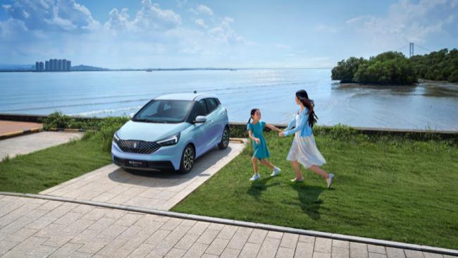 江铃集团新能源易至汽车EV3 PLUS：都市职场妈妈的理想座驾