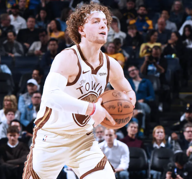 以目前的薪资水平来说，波杰续约四年8000万应该是比较合理的价格吧？

四年80