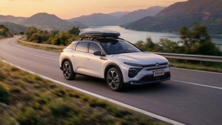 不止于轿车轻奢休旅范，东风雪铁龙新款凡尔赛C5 X一口价11.37万元起