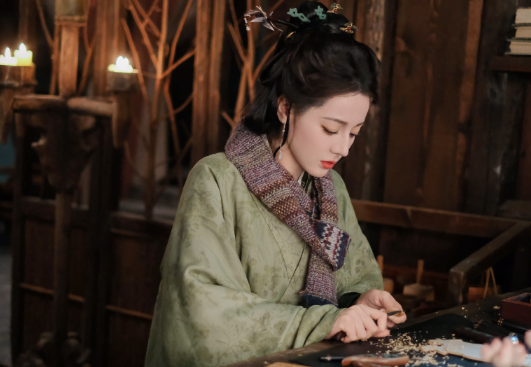 你藏在那漫天星光里，期待与你共赏星光