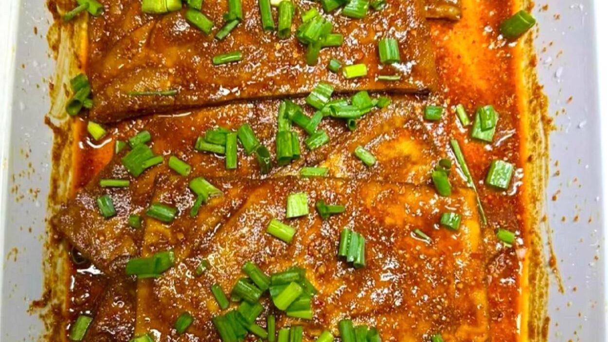 烧烤豆干：一口炭香里的市井浪漫