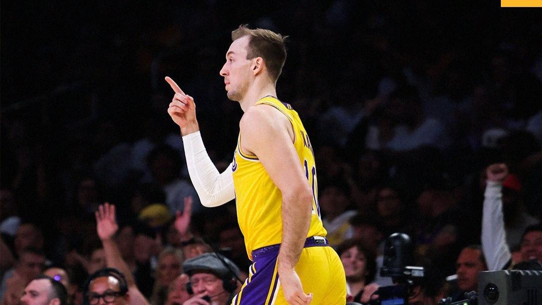 3战20中12！湖人新援让大将军公开道歉，但雷迪克真的没用好他啊