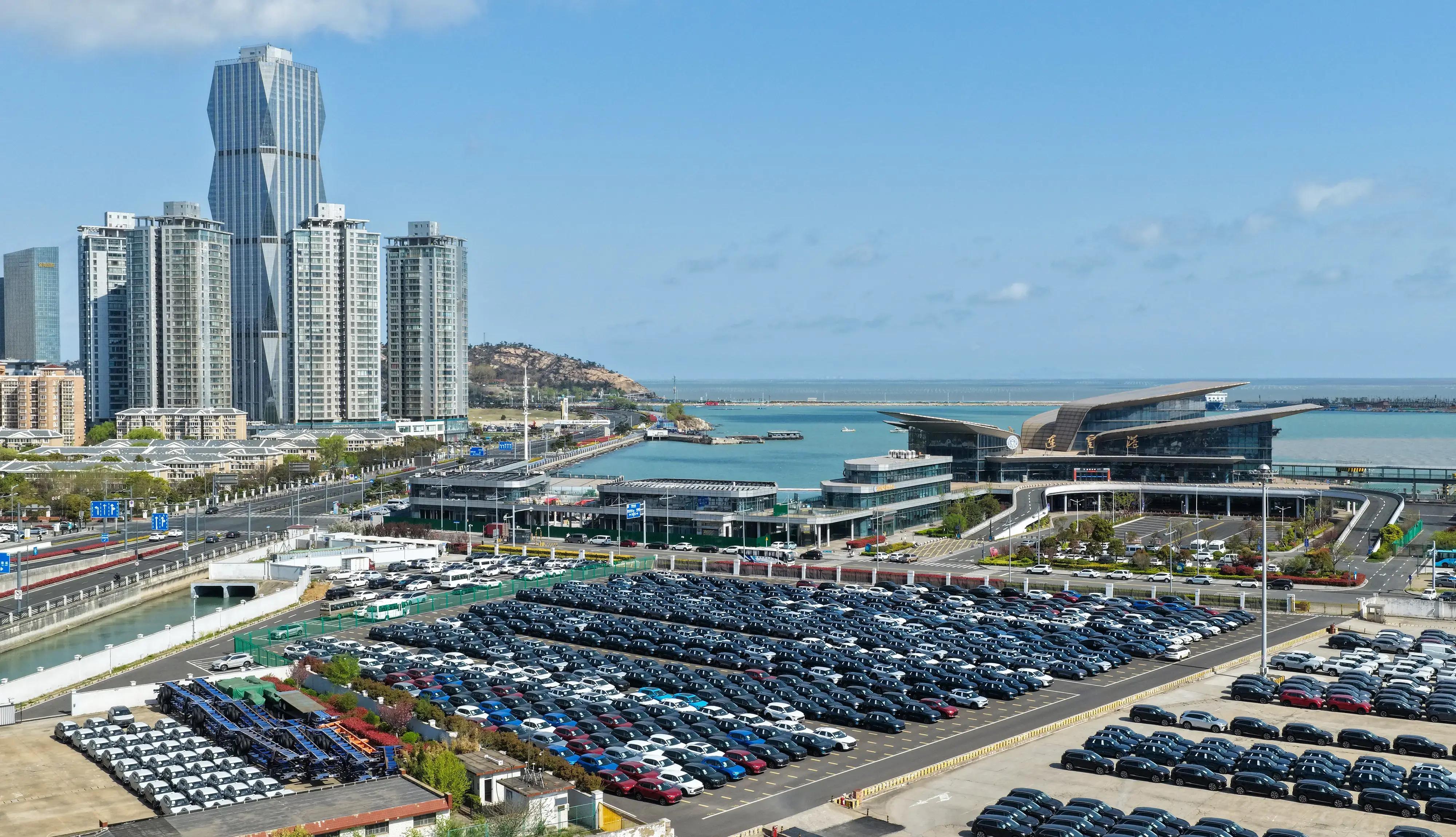 2026年3月，中国汽车产销双破290万辆，环比狂飙74.4%，新能源销量竟达1