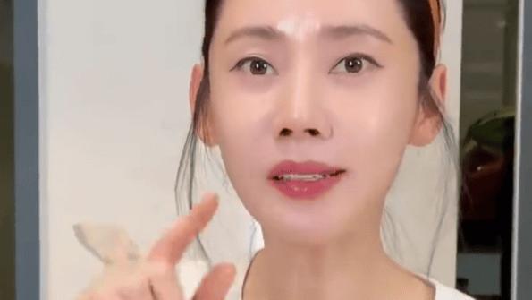 ​秋瓷炫曝儿子学中英韩三语，小小年纪成家庭翻译官