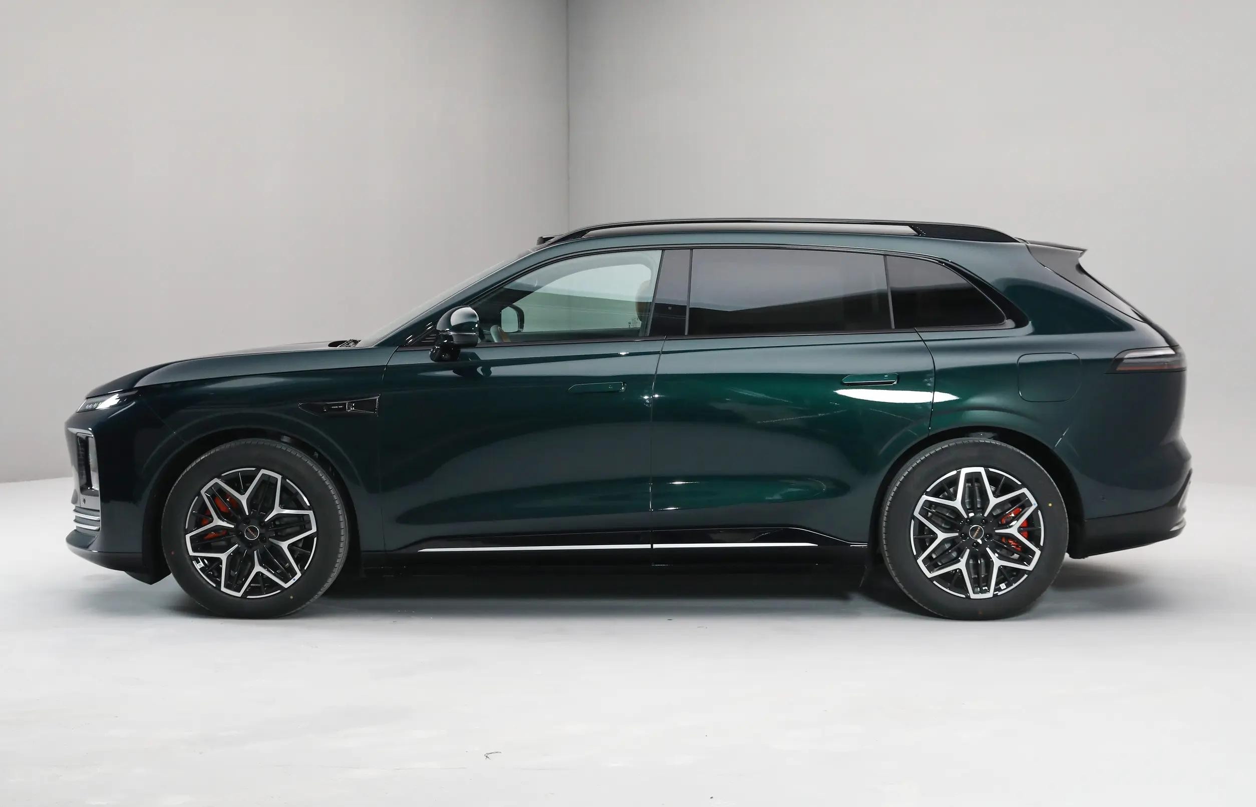 19.99万买一台带EMB和空气悬架的SUV，真不是图便宜，而是现在买车确实有点