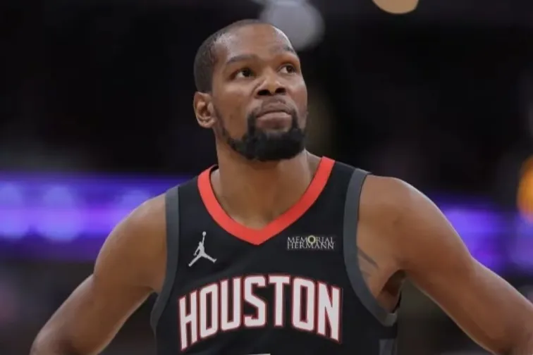 杜兰特40分+申京三双空砍！火箭惜败公牛，再这么打季后赛真悬了


杜兰特拼到末