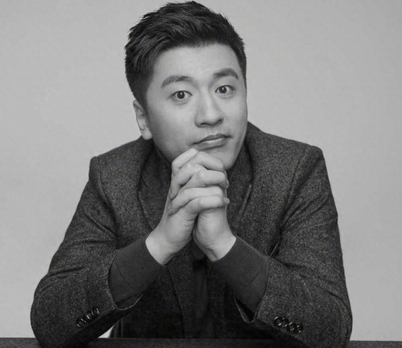 张雪峰去世，终年41岁！
 
昨天还刷新闻说在抢救中，这最终还是没救过来啊，痛惜