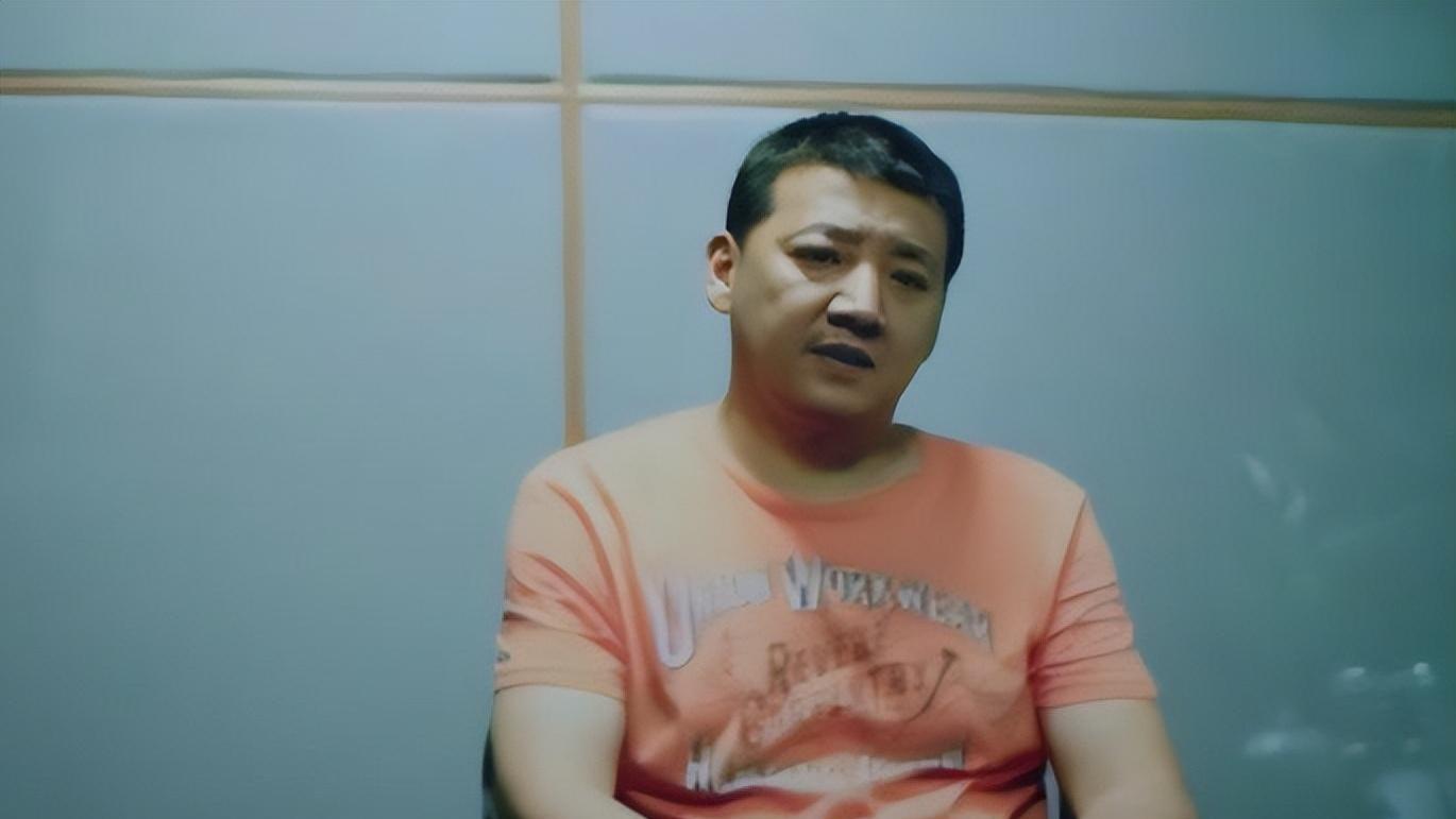 “坏人”王砚辉的成名史：跑龙套出镜2分钟，却抢了3位影帝的戏