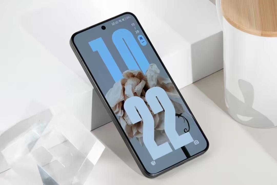 小米“价格雪崩”的一款小屏旗舰，从4499跌至2257元，可