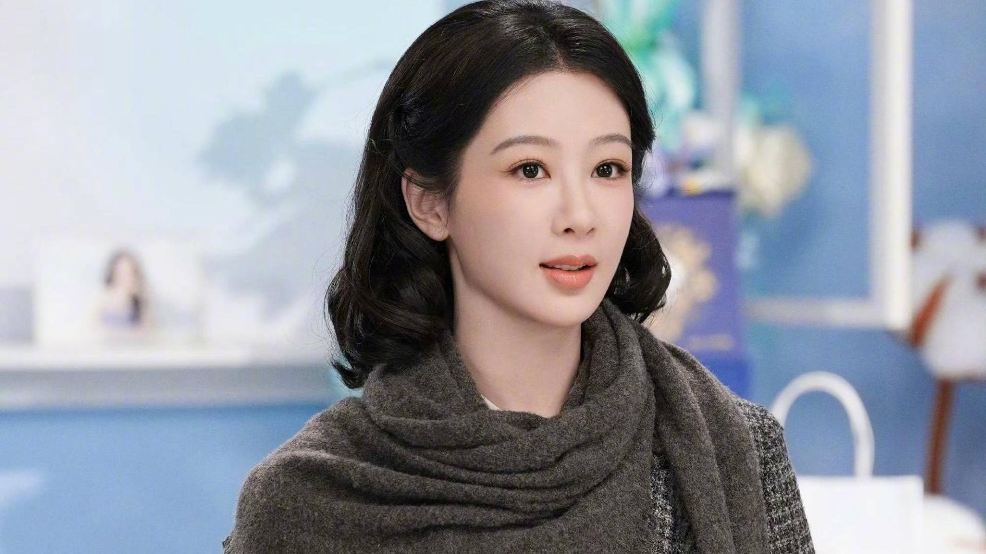 ​杨紫直播金句炸场！爱自己六字真言反差萌拉满