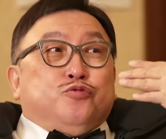 很赞同王晶这个观点
任何一个人是硬捧不成顶流明星的。要知道，王晶硬捧过一些新人，