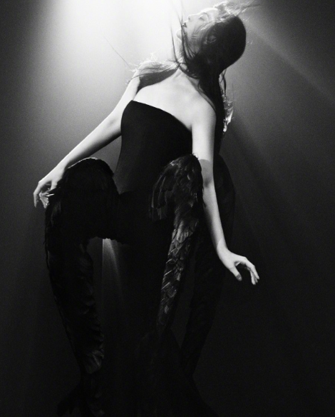 耗时十几个小时的拍摄，为了我们对美和艺术的执着