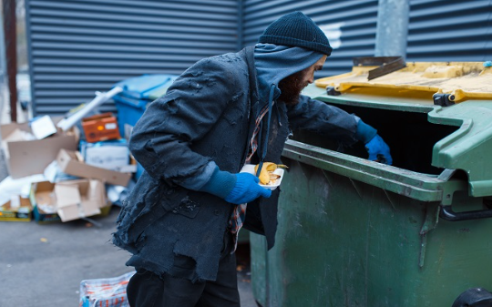 6200 万美国人凭空消失？我的美国移民经历，撕开斩杀线的遮羞布！