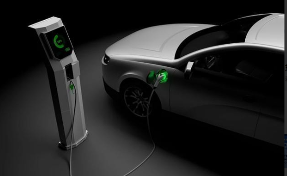 固态电池怎么不香了？
 
曾被捧为新能源“终极答案”的固态电池，喊了好几年202