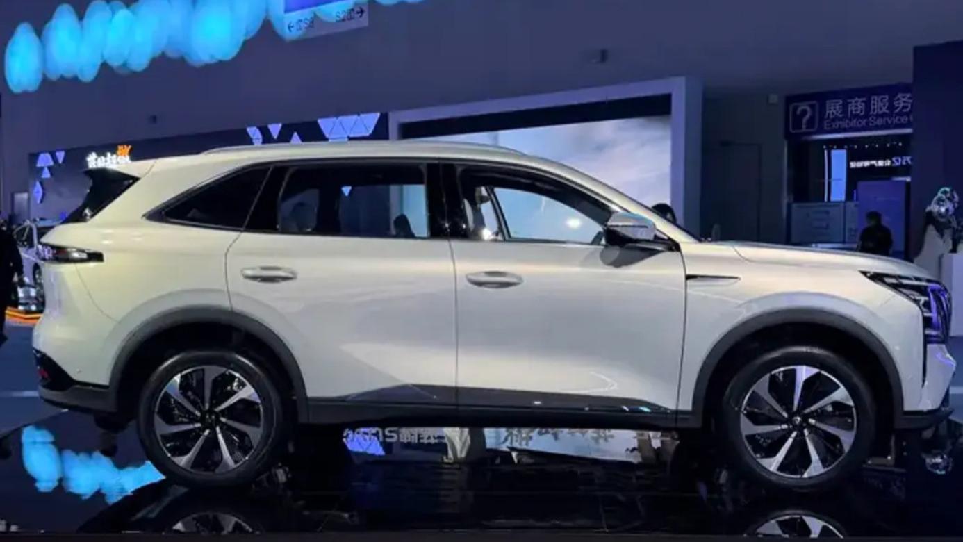 4月24日北京车展亮相 长安CS75PLUS蓝鲸超擎版开启盲订