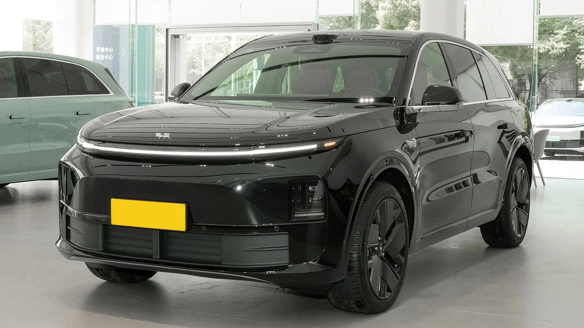 理想L6对比方程豹钛7，价格有重叠，属性不同，谁更适合你？