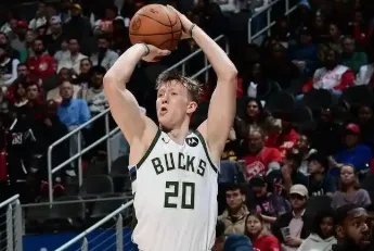 NBA常规赛，雄鹿客场对阵篮网的比赛已经结束，最终雄鹿以90-96不敌篮网。
