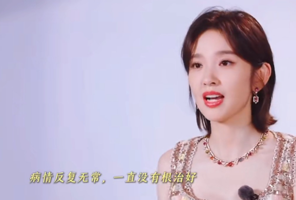 唐艺昕公开感谢张若昀
在她因容貌问题无法拍戏的这4年里，在她反复询问张若昀自己的