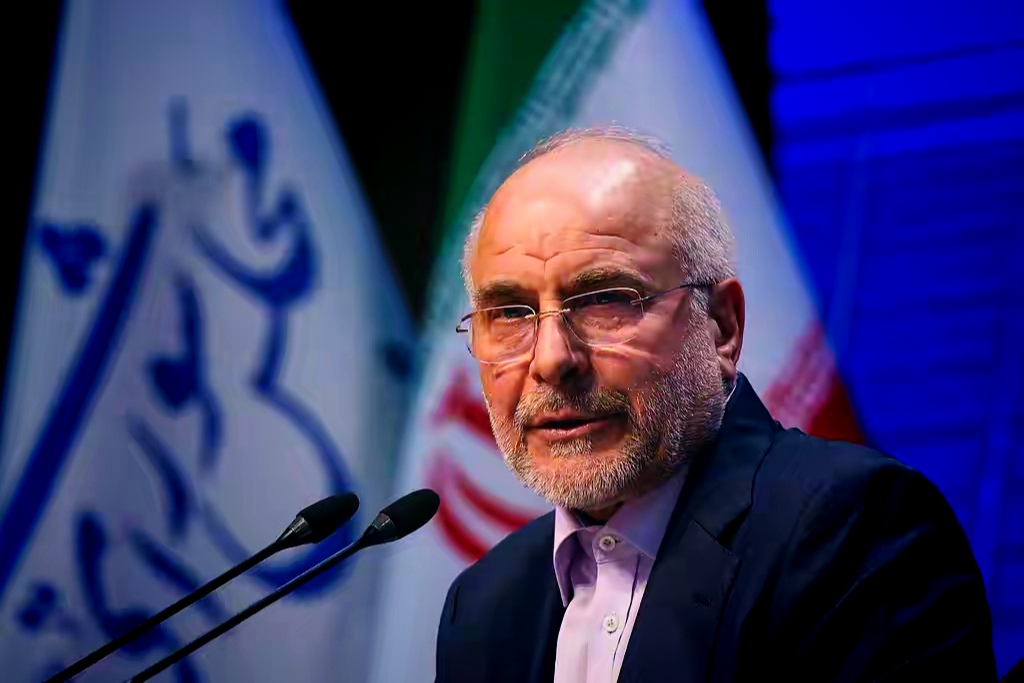 伊朗议长撂下狠话：想让我们停火？门都没有！

伊朗议会议长卡利巴夫16日直接跟媒