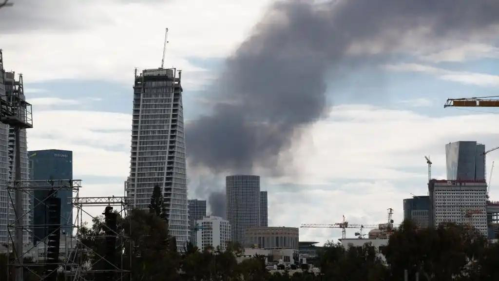 美以持续推进军事行动，伊朗誓言将复仇反击让美以永生难忘