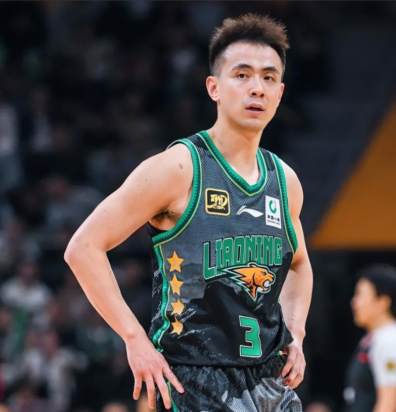 末节大逆转！辽宁92：89险胜同曦，看看球员数据，谁是翻盘功臣？！
 
01、布