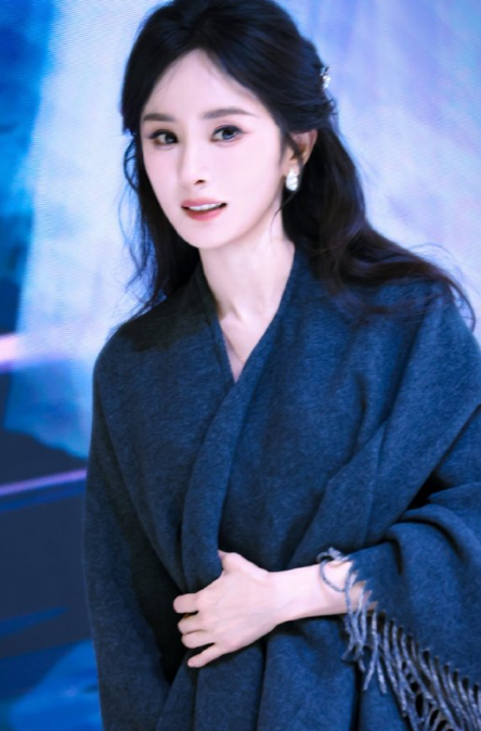 心动大概是他的一颦一笑，让我内心那道防线不攻自破