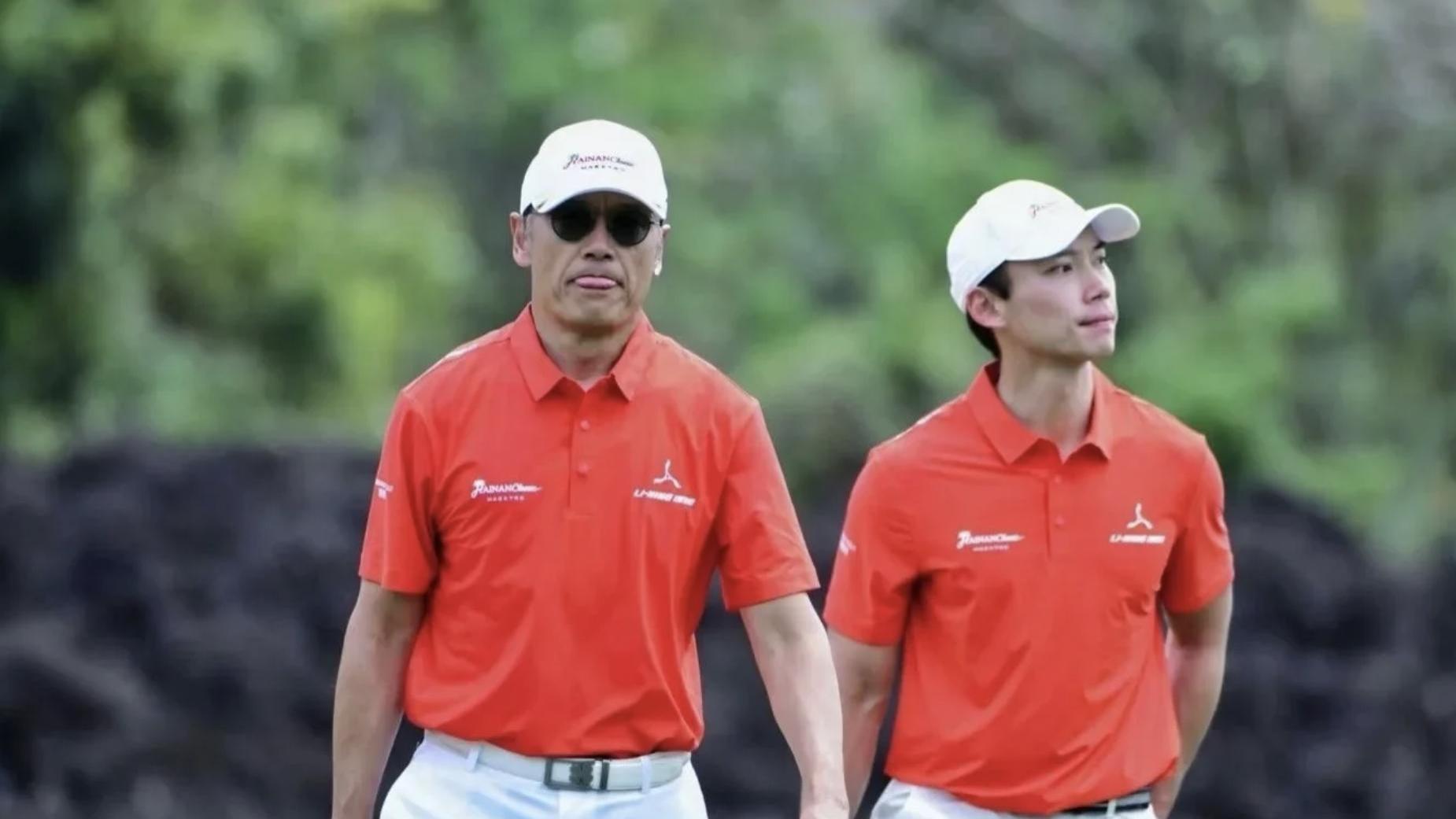 苗侨伟与儿子现身海口，父子俩身材健硕引人注目，32岁儿子好腼腆