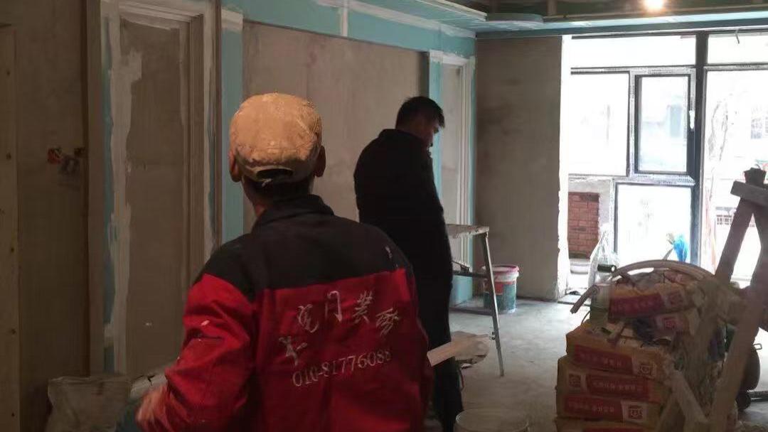 北京办公室装修哪家好？本地口碑工装公司与避坑指南