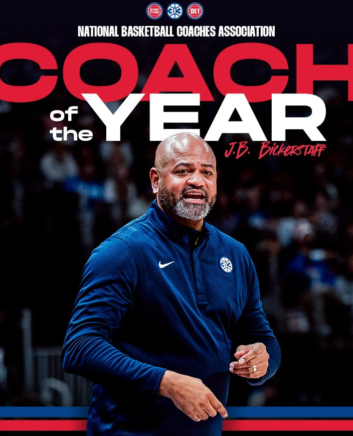 活塞官方晒出主教练比克斯塔夫的个人海报，并配文：
“恭喜比克斯塔夫荣获美国国家篮