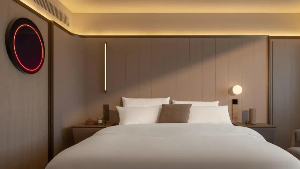 从卖房晚到品牌引领，华住中高端品牌正在给行业打一个样