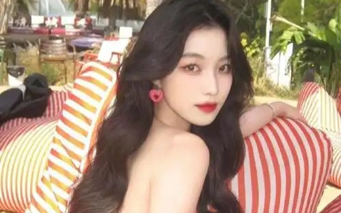 被当成替身后，我终于不用装了